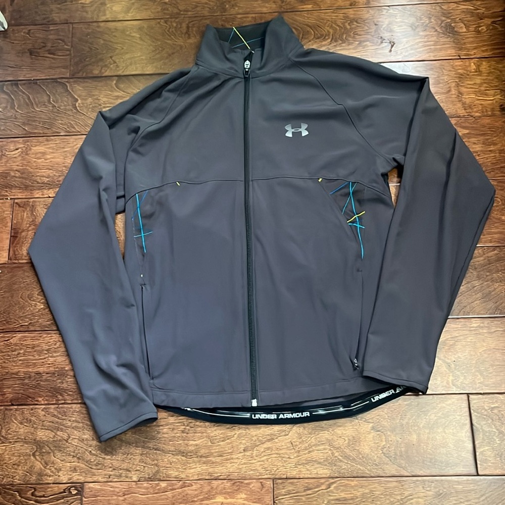 Light Weight Men’s UnderArmour Jacket